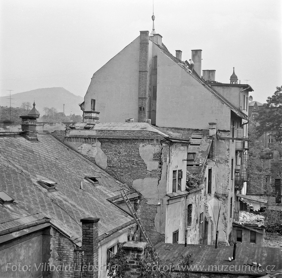 Téma Co předcházelo budově Kokosu (sekretariátu OV KSČ) v Děčíně I