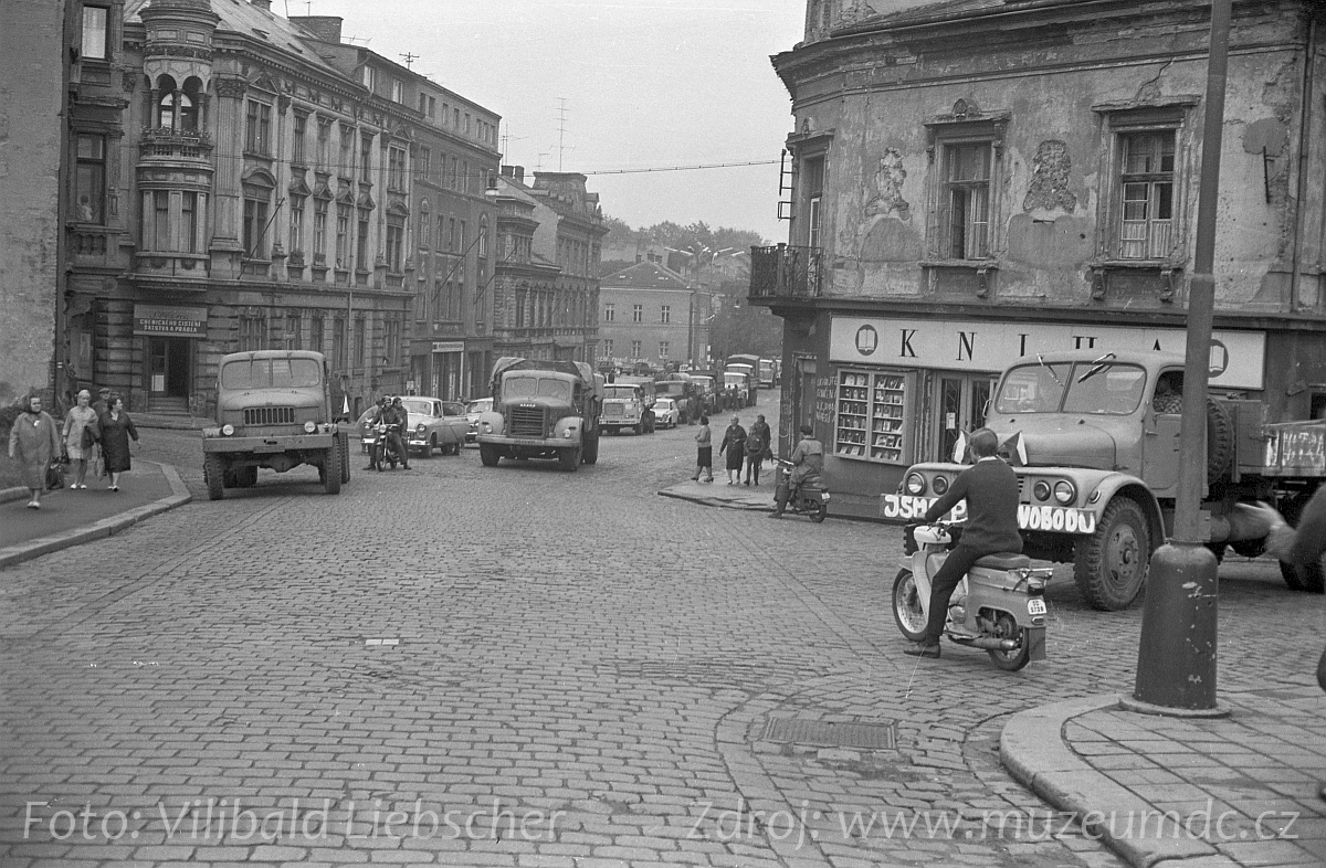 Téma Co předcházelo budově Kokosu (sekretariátu OV KSČ) v Děčíně I