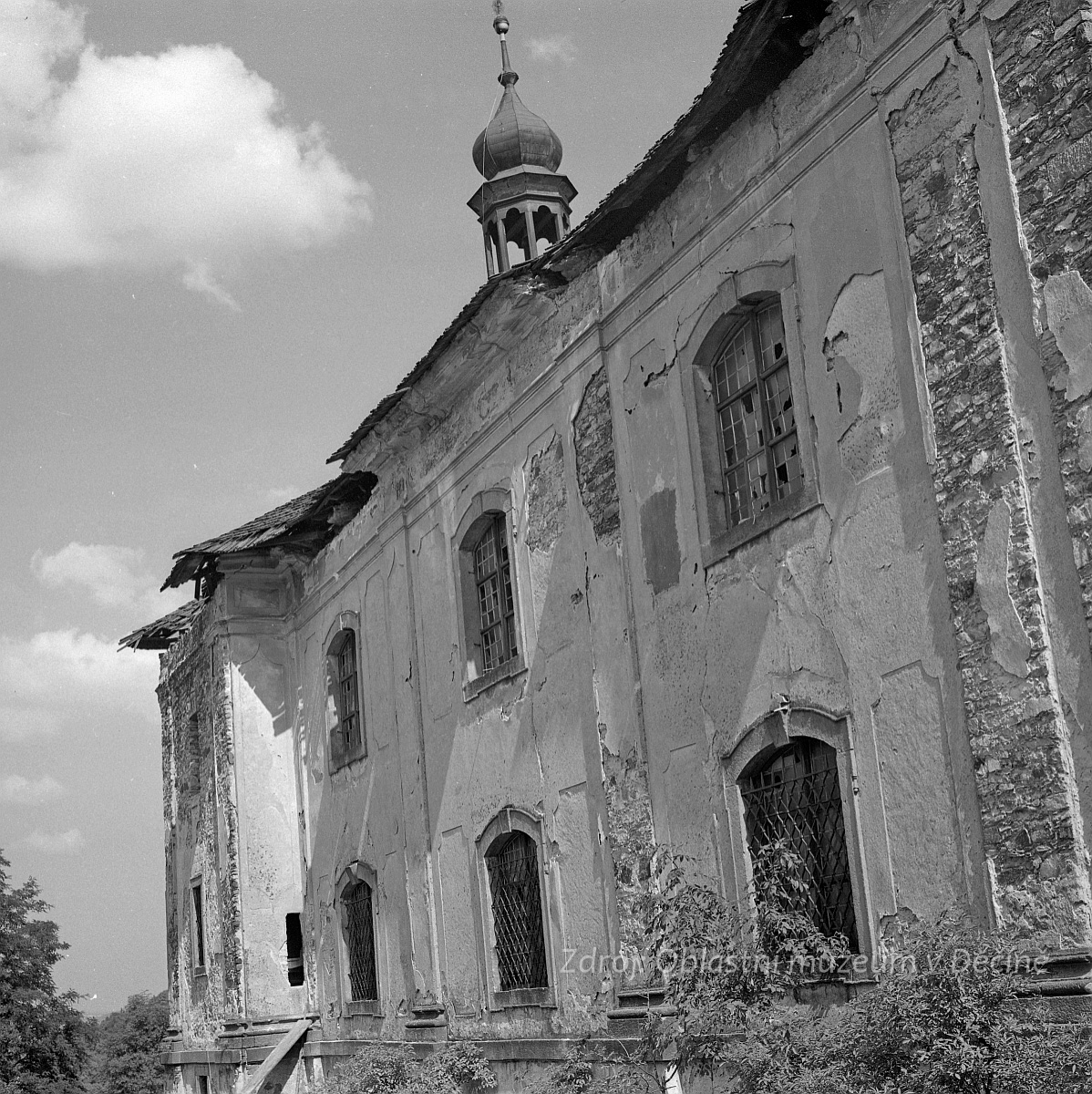 Valkeřice, farní kostel sv. Barbory