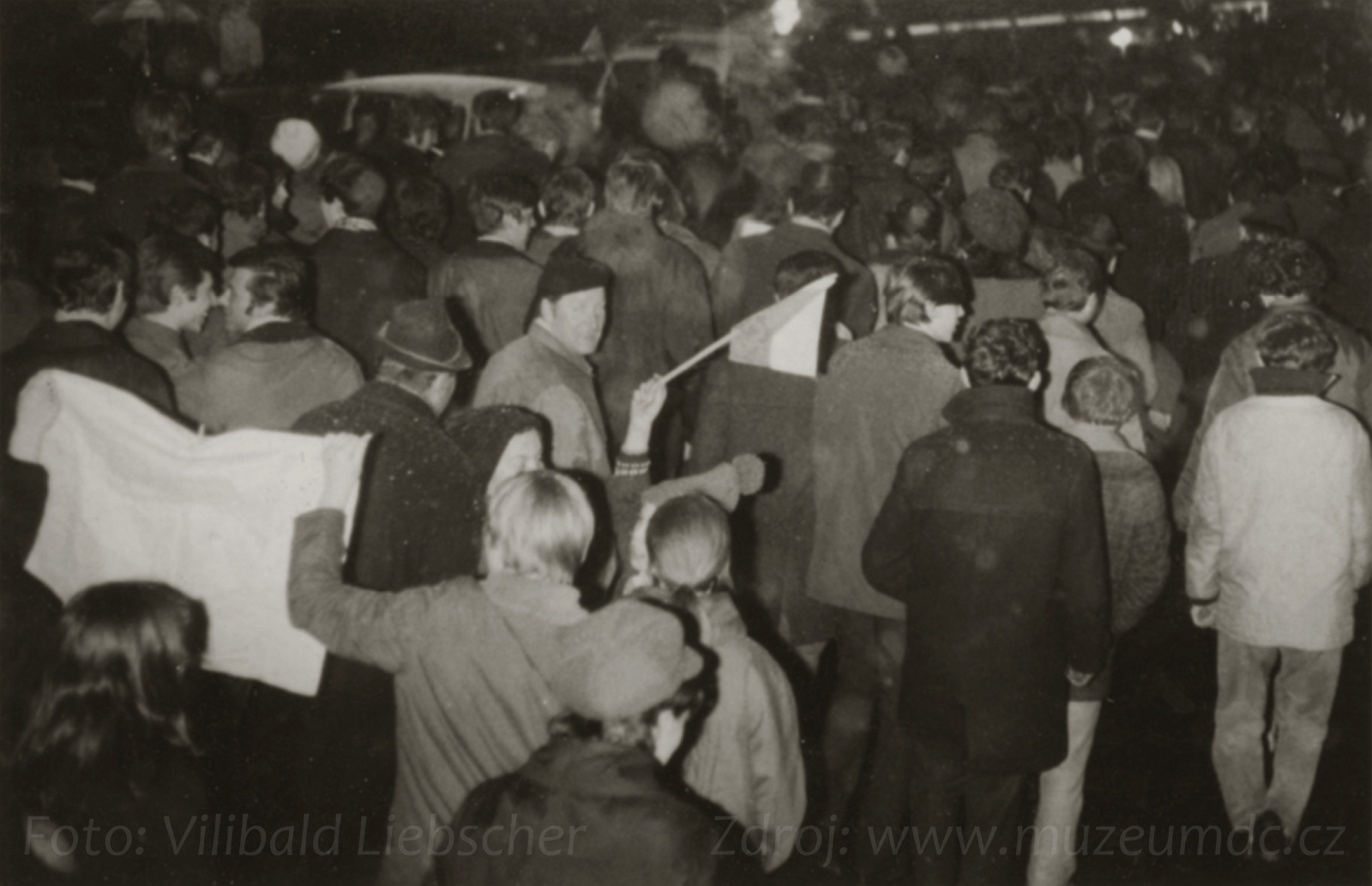 Děčínské oslavy dvojité porážky Sovětského svazu na Mistrovství světa v ledním hokeji 1969