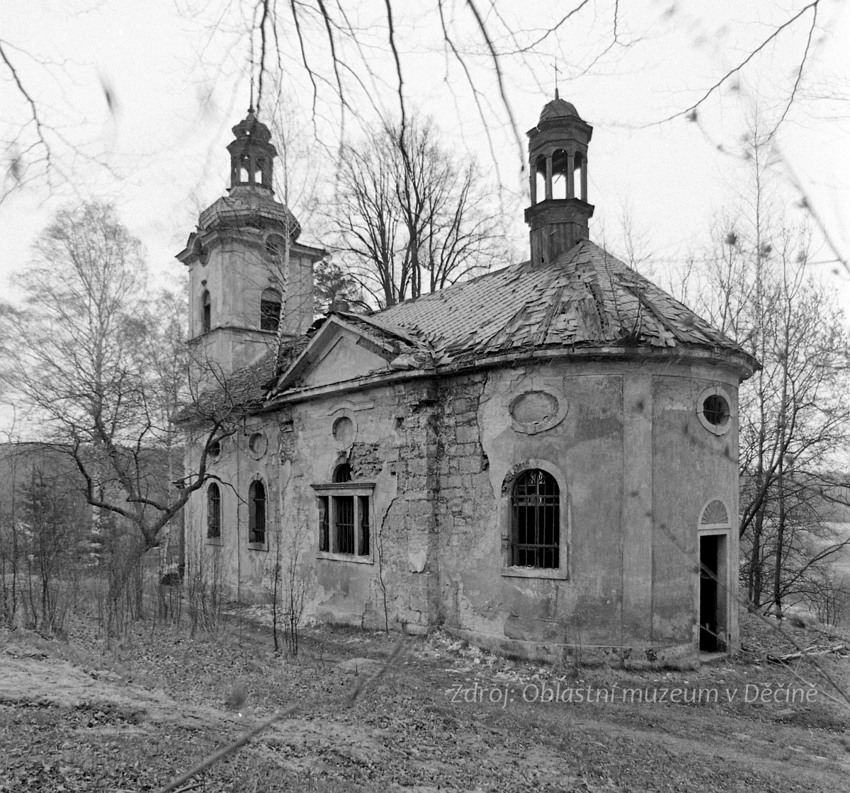 Nová Oleška, kostel Nejsvětější Trojice