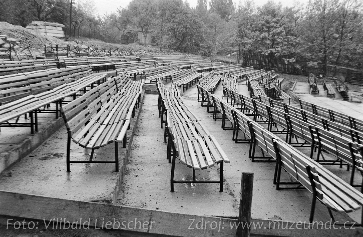 Budování letního kina Bažantnice, Děčín