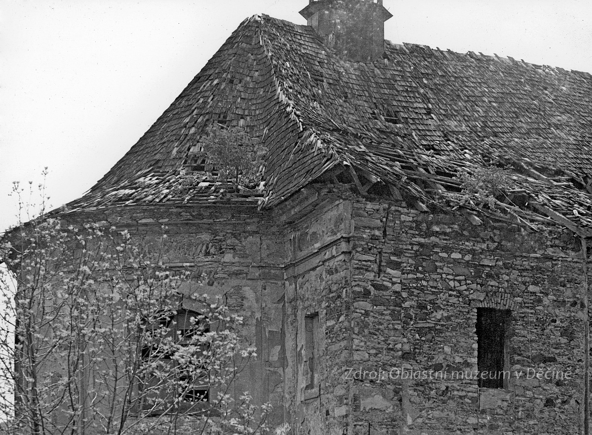 Valkeřice, farní kostel sv. Barbory