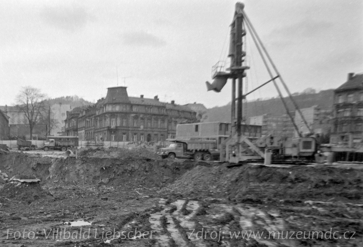 Téma Co předcházelo budově Kokosu (sekretariátu OV KSČ) v Děčíně I