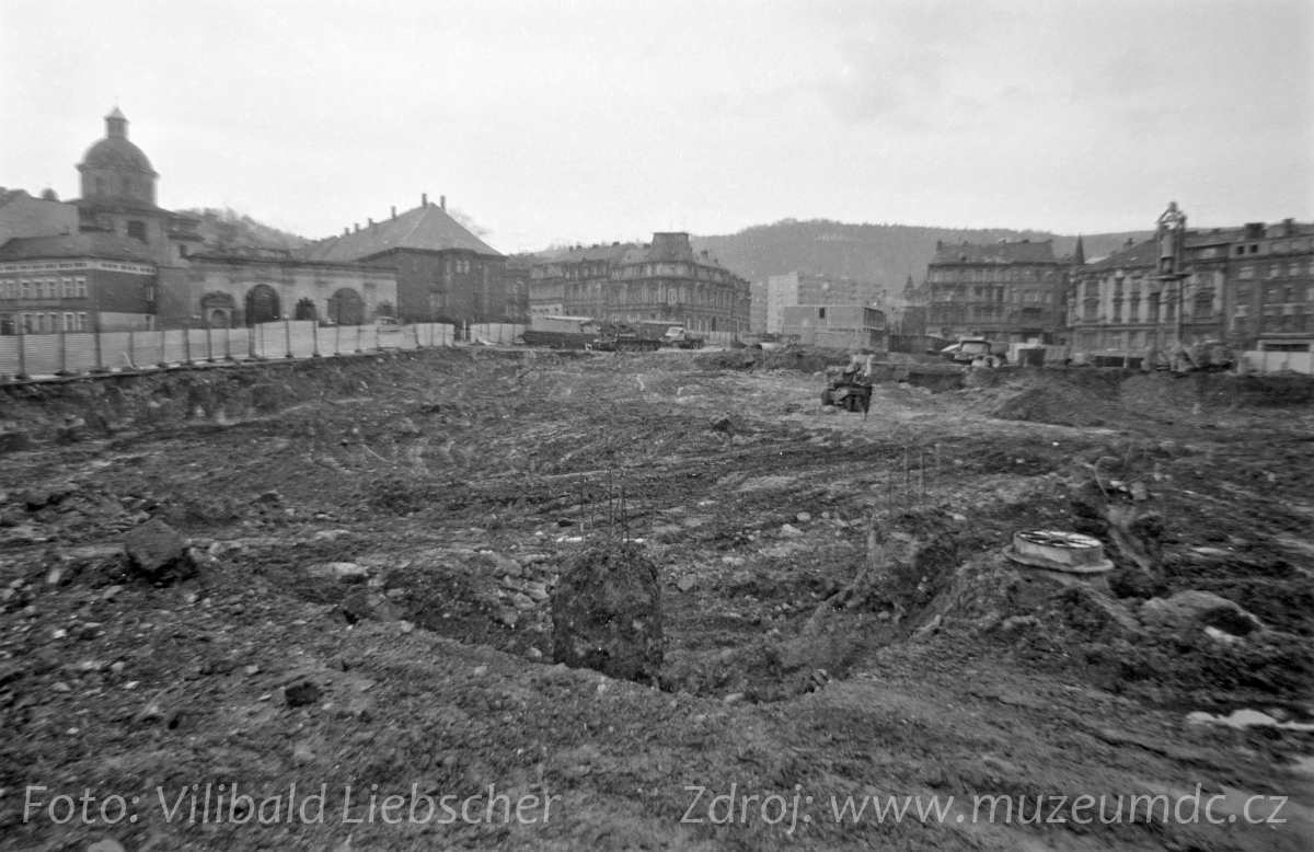 Téma Co předcházelo budově Kokosu (sekretariátu OV KSČ) v Děčíně I
