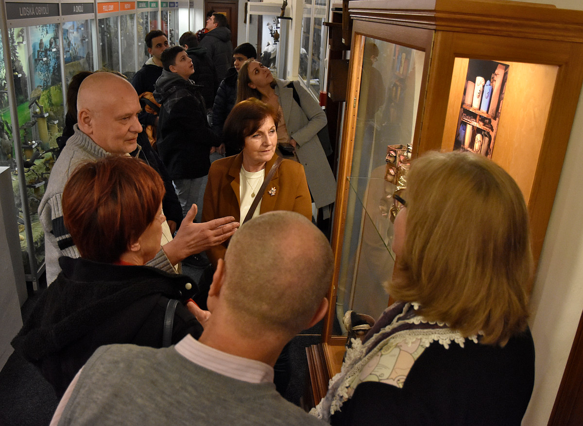 Na vernisáži výstavy Jaroslav Šafr - keramika