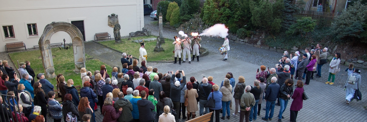 Salva při slavnostním znovuotevření Oblastního muzea v Děčíně po rekonstrukci 18. března 2026